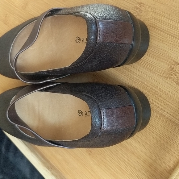 Aravon Chocolate Combination Last  Mary Janes - Picture 4 of 11